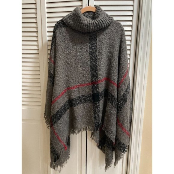 Gray Turtleneck Poncho, Very Very Soft Knit, Plaid with Fringe One Size - Picture 1 of 3